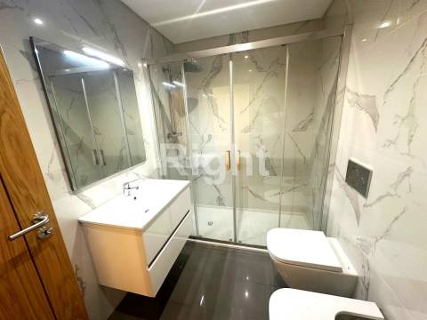 Prédio novo em Benfica