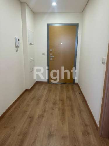 Apartamento T2 com garagem em empreendimento novo nas Laranjeiras