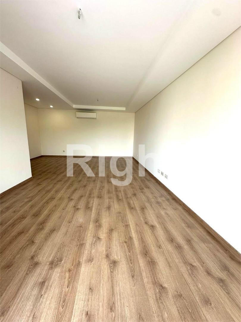 Apartamento T2 com garagem em empreendimento novo nas Laranjeiras