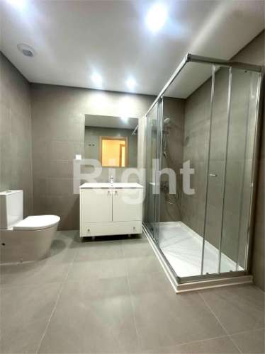 Apartamento T2 com 2 lugares de estacionamento em empreendimento novo nas Laranjeiras