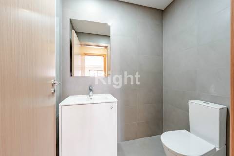 Apartamento T3 com garagem em empreendimento novo nas Laranjeiras