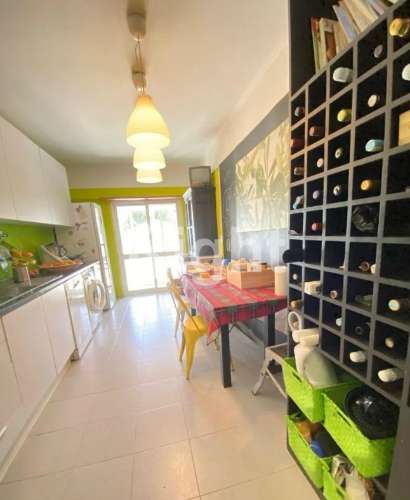 Apartamento T3 com terraço de 80m2 na Quinta da Bela Vista