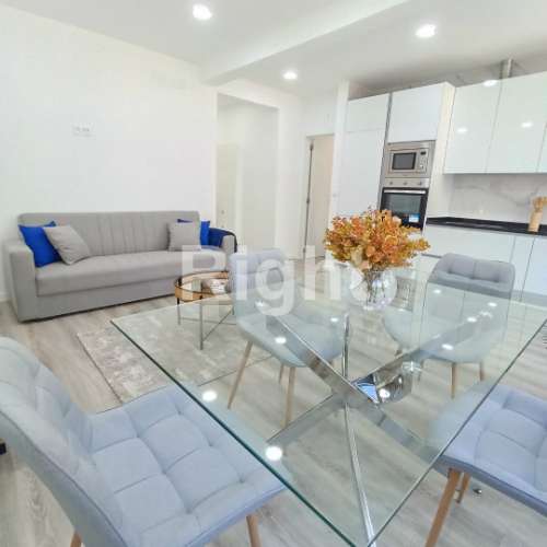 Apartamento T3 totalmente remodelado em Benfica