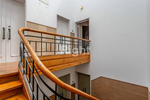 Apartamento T5 em Arroios