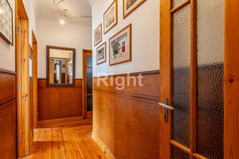 Apartamento T5 em Arroios