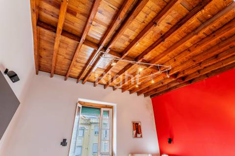 Apartamento T5 em Arroios