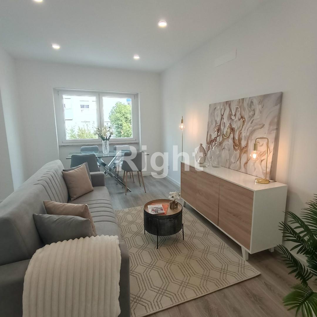 Apartamento T3 em Penha de França totalmente remodelado