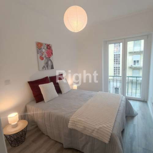 Apartamento T3 em Penha de França totalmente remodelado