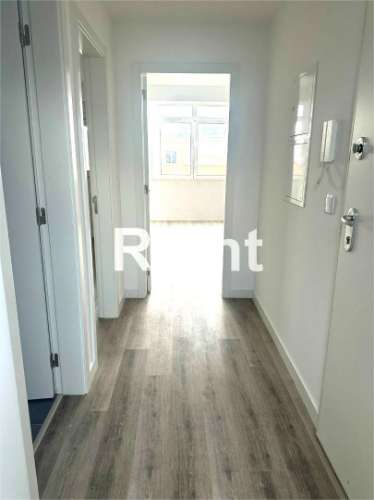 Apartamento T1+1 remodelado no Bairro do Rego