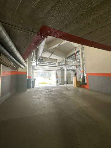 Apartamento T1 renovado com 1 lugar de estacionamento