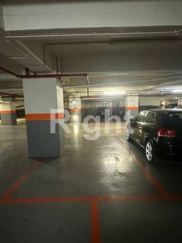 Apartamento T1 renovado com 1 lugar de estacionamento