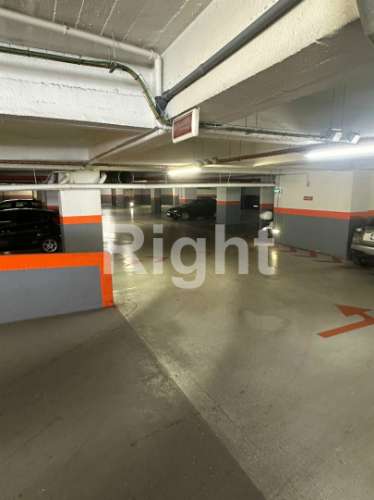 Apartamento T1 renovado com 1 lugar de estacionamento