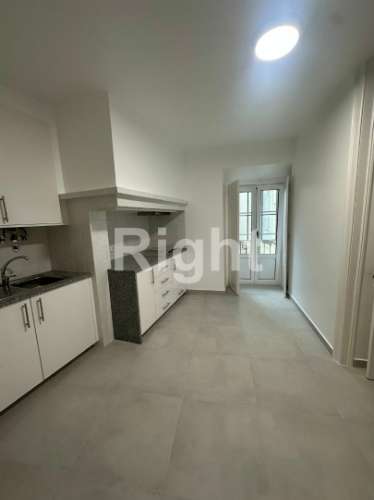 Apartamento T3 com charme no coração do Príncipe Real