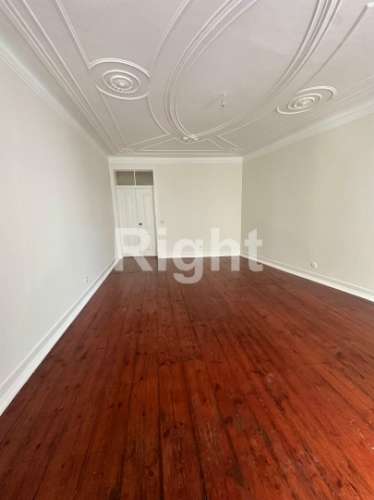 Apartamento T3 com charme no coração do Príncipe Real