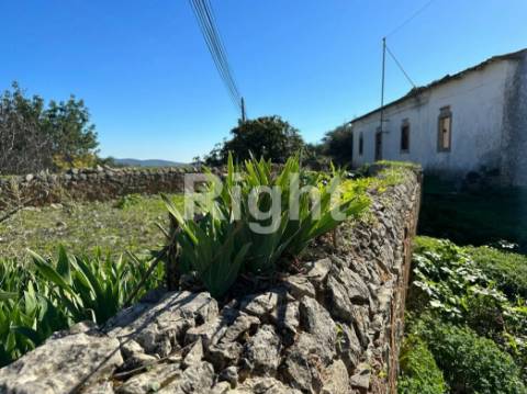 Terreno com Projeto Aprovado para Turismo Rural e Potencial Habitacional - São Brás de Alportel
