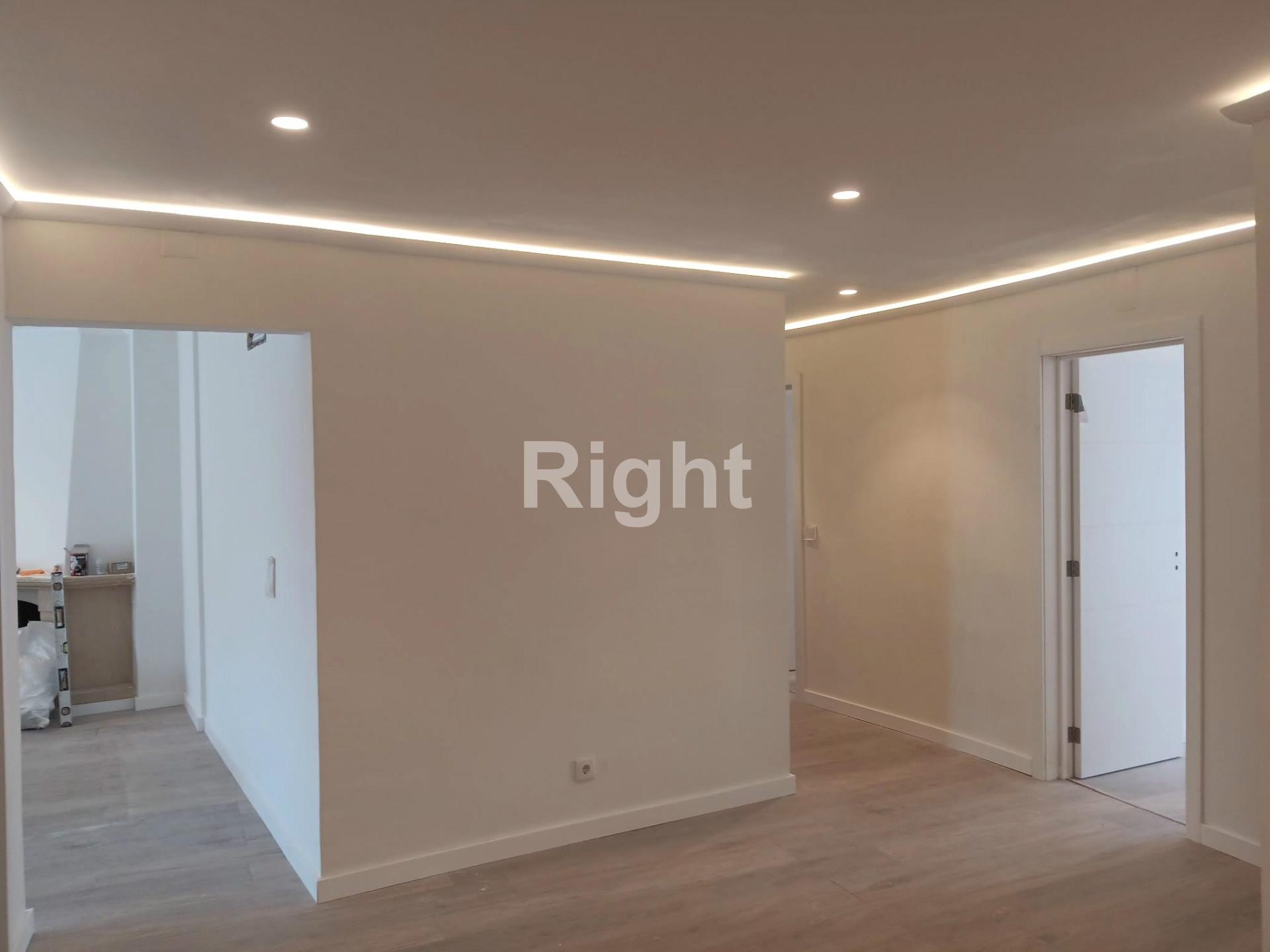 T4 Espaçoso e Luminoso em Massamá/Monte Abraão — Ideal para Famílias!