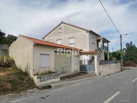 Moradia V5 Rústica e Confortável com Vistas Deslumbrantes – Castelo Branco