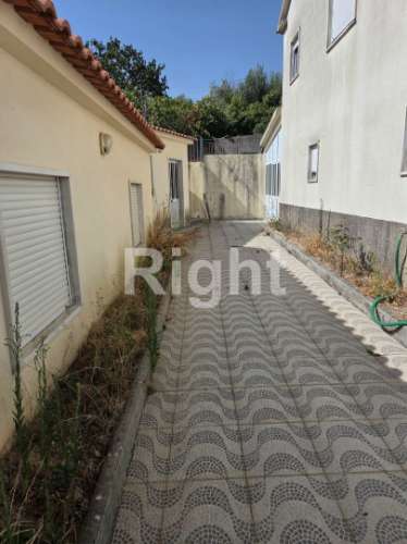 Moradia V5 Rústica e Confortável com Vistas Deslumbrantes – Castelo Branco