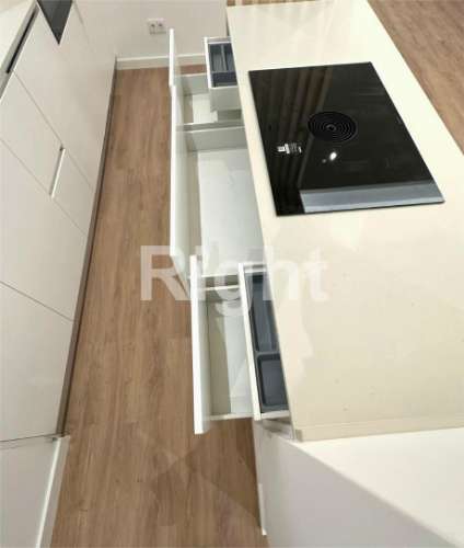 Apartamento T2 totalmente reabilitado em São Domingos de Benfica