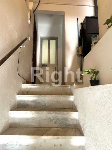 Prédio na Charneca da Caparica, Almada