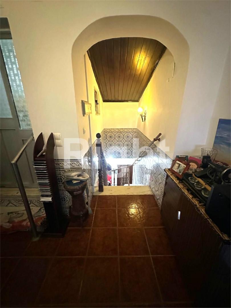 Prédio na Charneca da Caparica, Almada