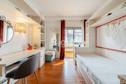 Apartamento T3 em Benfica, Lisboa
