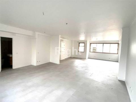 Escritório para arrendamento em Odivelas