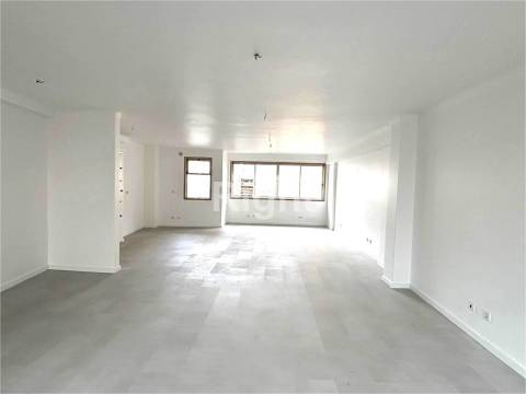 Escritório para arrendamento em Odivelas