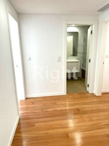 Apartamento T3 novo com estacionamento e arrecadação, Praça Chile