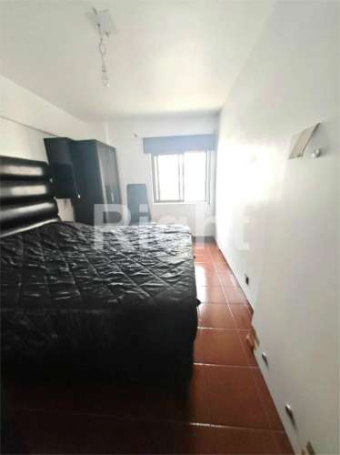 Apartamento T3 em Linda-a-Velha