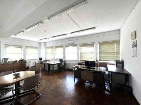 Armazém em Barcarena