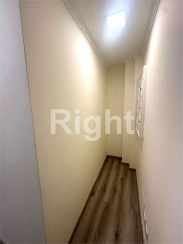 Apartamento T3 remodelado em Alvalade