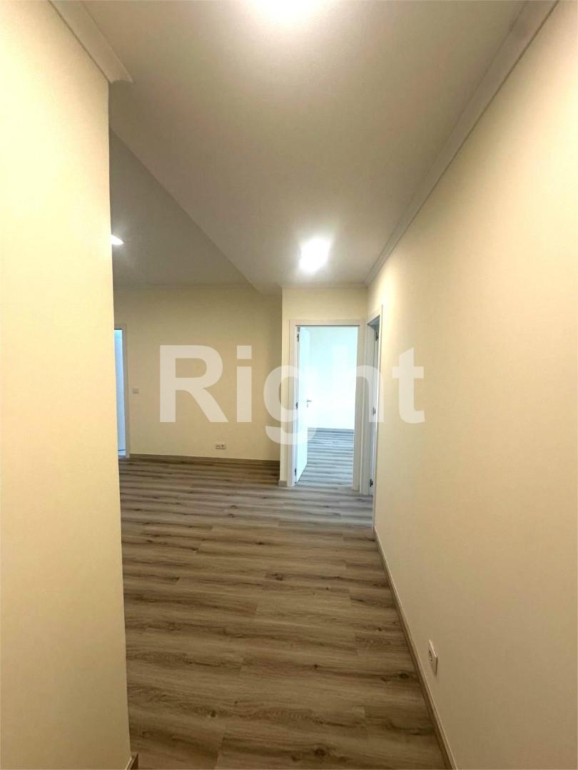 Apartamento T3 remodelado em Alvalade