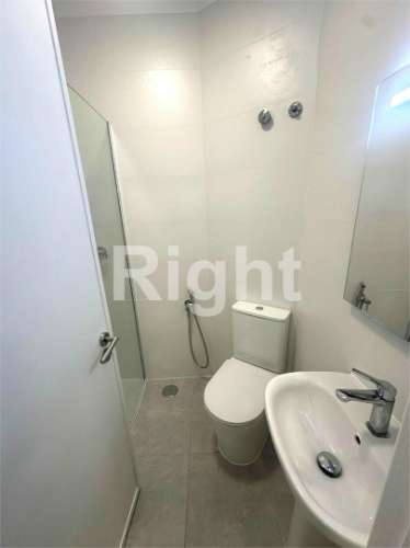 Apartamento T3 remodelado em Alvalade