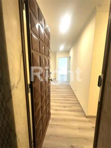 Apartamento T3 remodelado em Alvalade