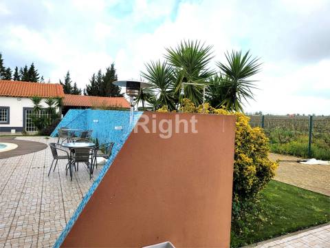 Quinta com Piscina em Palmela.