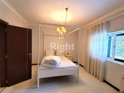 Quinta com Piscina em Palmela.