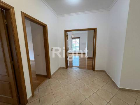Apartamento T3 Venda em Santarém (Marvila), Santa Iria da Ribeira de Santarém, Santarém (São Salvador) e Santarém (São Nicolau),Santarém