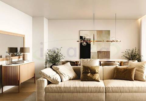 Excelente T1+1 com 2 Varandas e lugar garagem em Matosinhos