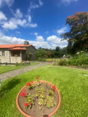 Quinta no Caminho de Santiago - 2 Casas e 3HA de potencial