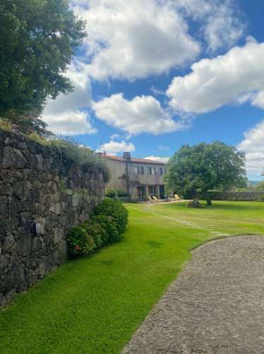 Quinta no Caminho de Santiago - 2 Casas e 3HA de potencial