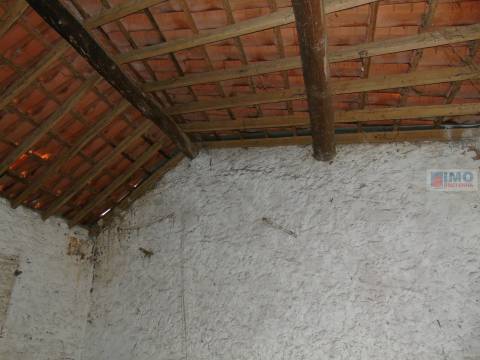 Moradia - Aldeia da Mata -  15 min Castelo Branco