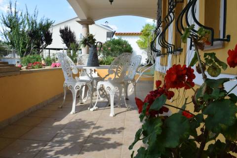 Moradia V5 c/ Piscina e Terreno - entre a Covilhã e Fundão