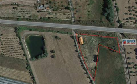 Quinta com moradia V2 legalizada