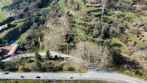 Lote de Terreno - p/ Construção de Moradias - Entrada da Covilhã