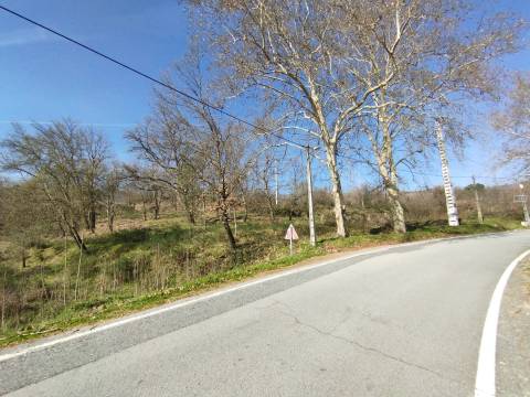 Lote de Terreno - p/ Construção de Moradias - Entrada da Covilhã