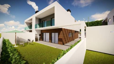 Moradia Geminada T4 DUPLEX Venda em Fernão Ferro,Seixal