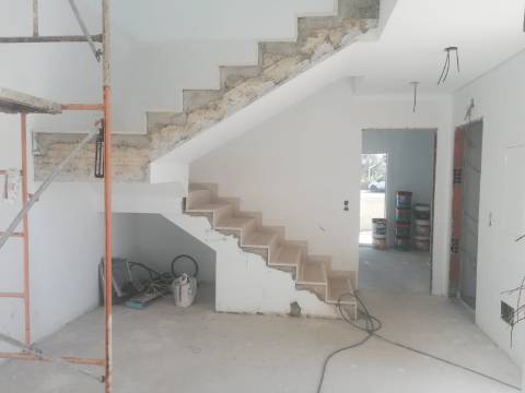 Moradia Geminada T4 DUPLEX Venda em Fernão Ferro,Seixal