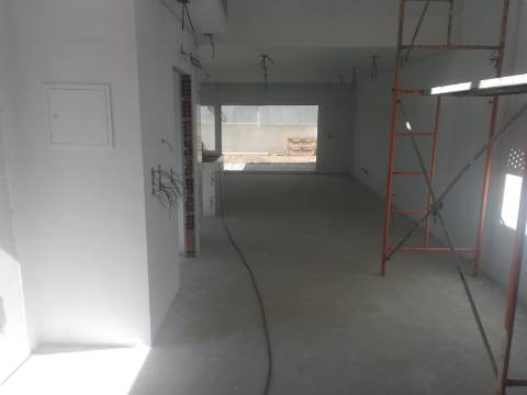 Moradia Geminada T4 DUPLEX Venda em Fernão Ferro,Seixal