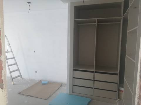 Moradia Geminada T4 DUPLEX Venda em Fernão Ferro,Seixal